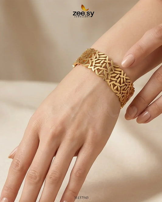 Steeze Leaf Thick Bracelet