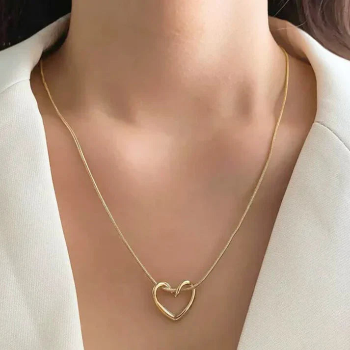 Twisted Knot Heart Necklace